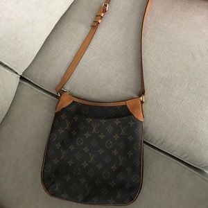 Louis Vuitton  Odeon Hand Bag crossbody au…